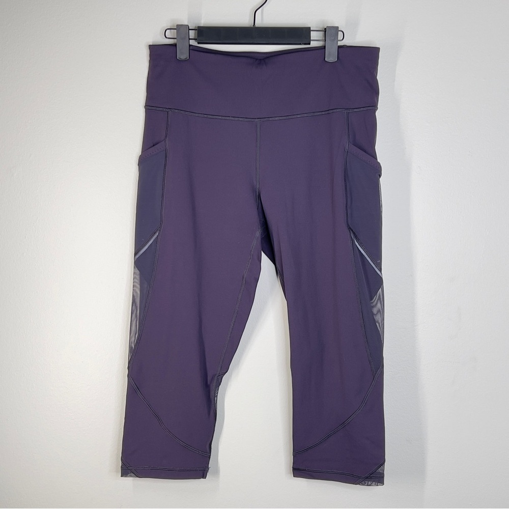 LULULEMON Women’s Plumb Calf Length Cropped Yoga Workout Pants